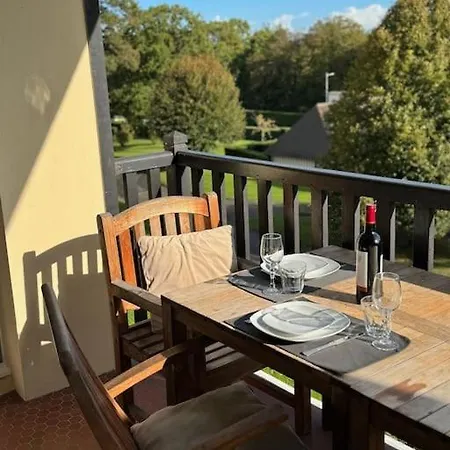 Apartamento Calme Proche De La Avec Parking