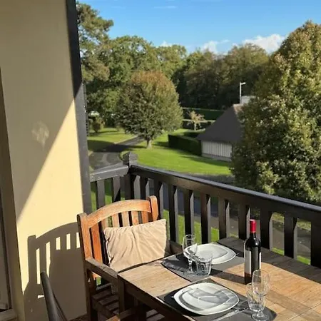 Apartamento Calme Proche De La Avec Parking