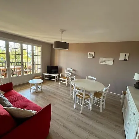 Apartamento Calme Proche De La Avec Parking *