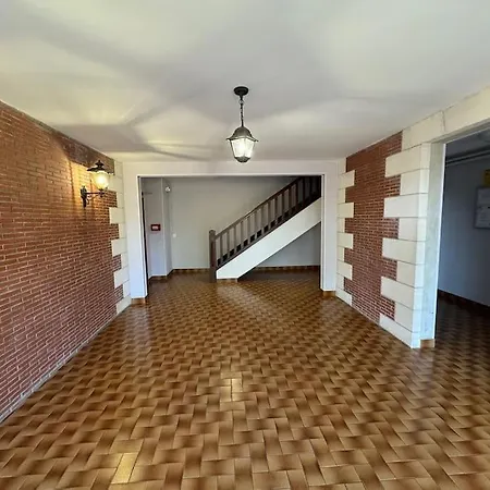 Calme Proche De La Avec Parking Apartamento *