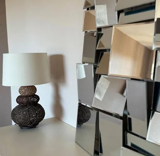 아파트 Calme Proche De La Avec Parking 빌레쉬르메르