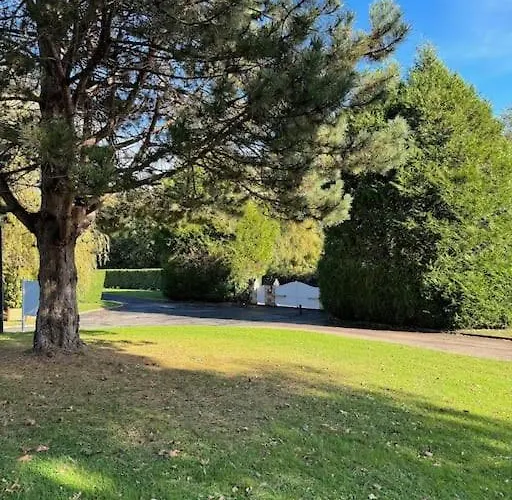 Calme Proche De La Avec Parking