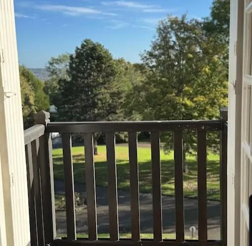 Calme Proche De La Avec Parking *