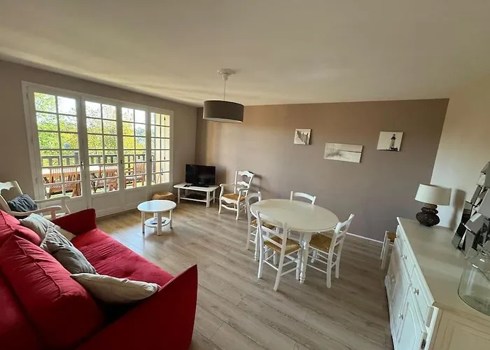 Apartment Calme Proche De La Avec Parking *